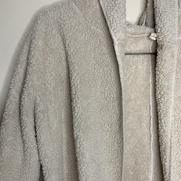 Wishlist | Cream Oversized Puffy Hoodie | Puffy Jacket Coat | Large Pockets M/L - Picture 2 of 10